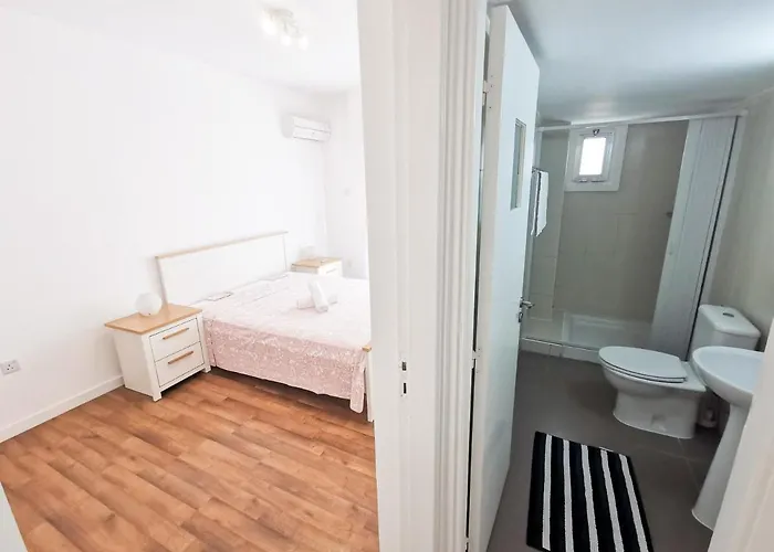 Island Time Appartement Larnaca